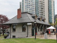Toronto (79)